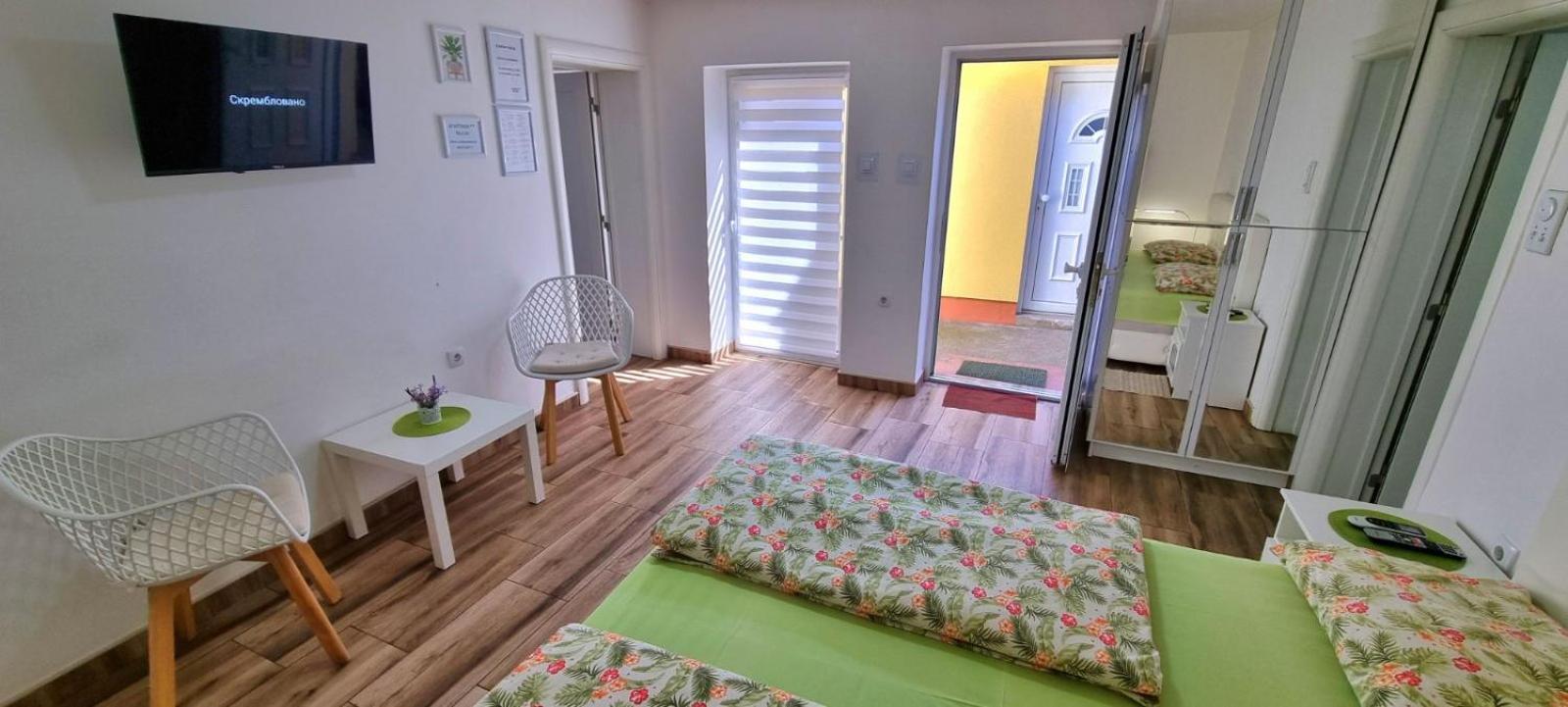 "My Life" Luxury River Apartments Nis Exterior photo