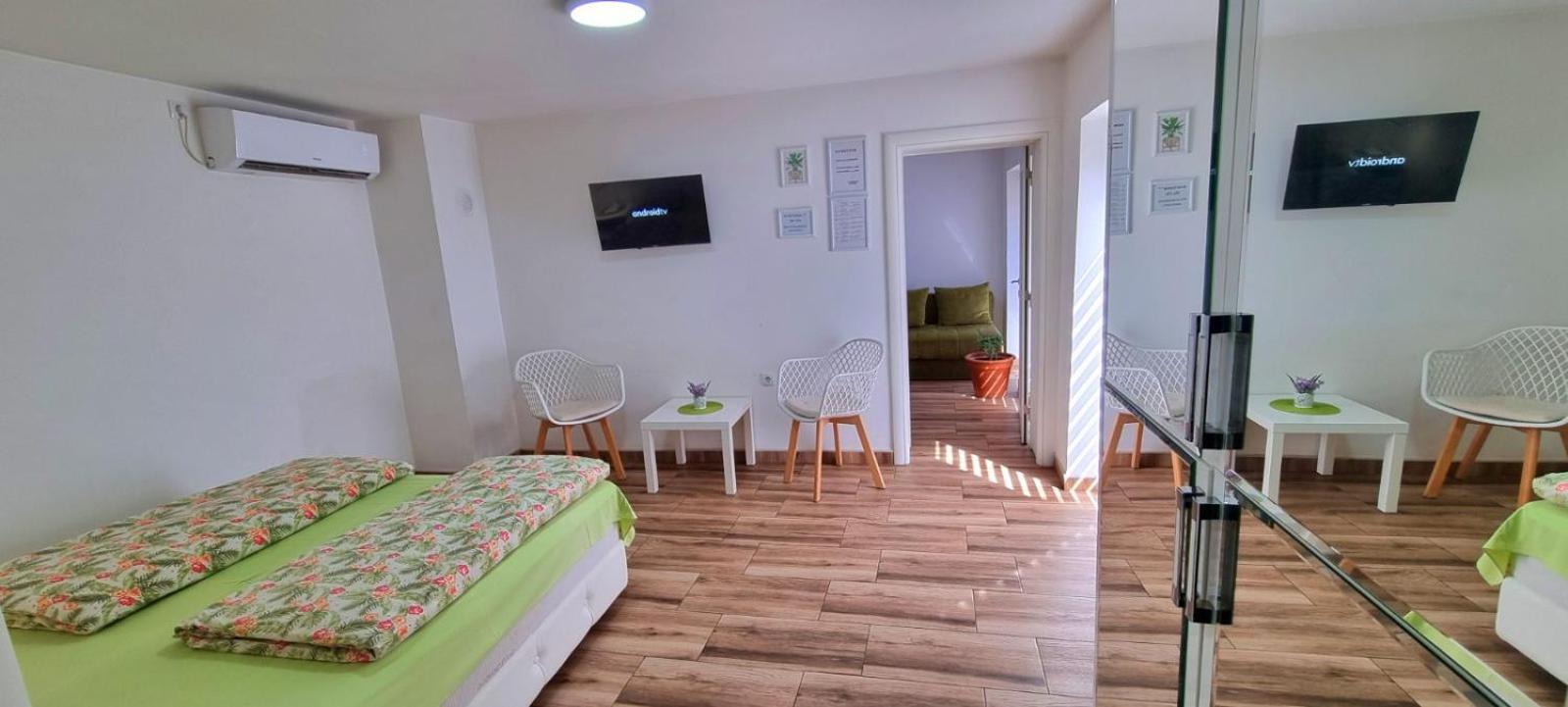 "My Life" Luxury River Apartments Nis Exterior photo