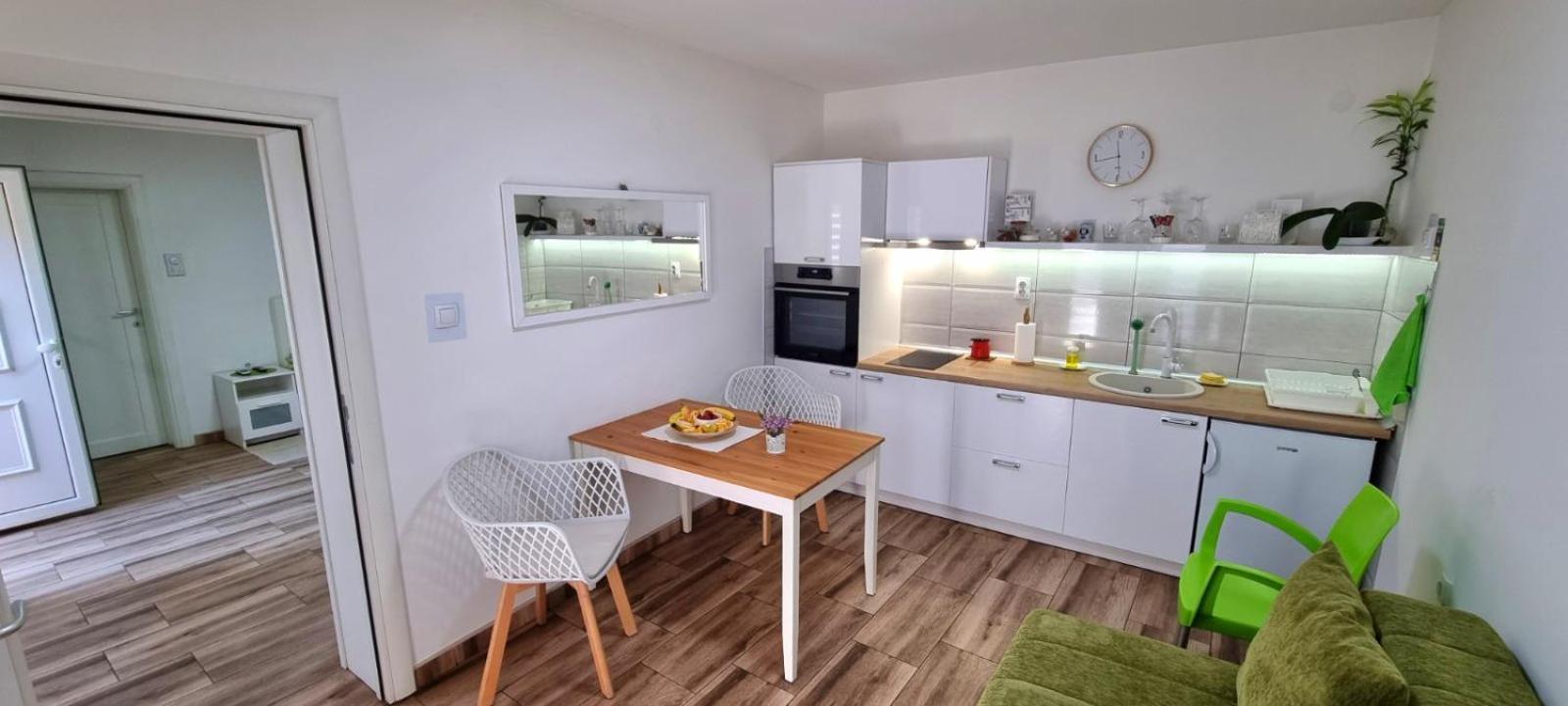 "My Life" Luxury River Apartments Nis Exterior photo