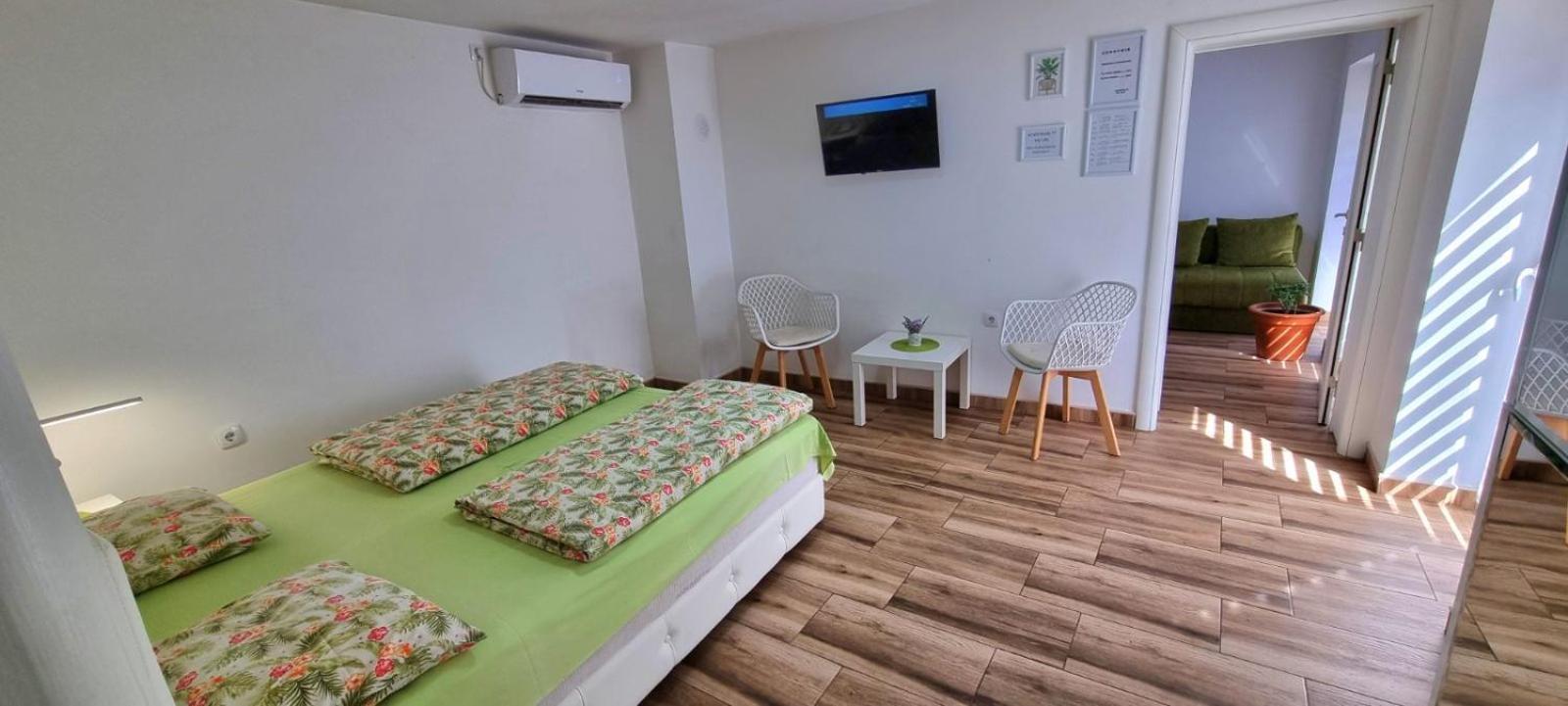 "My Life" Luxury River Apartments Nis Exterior photo