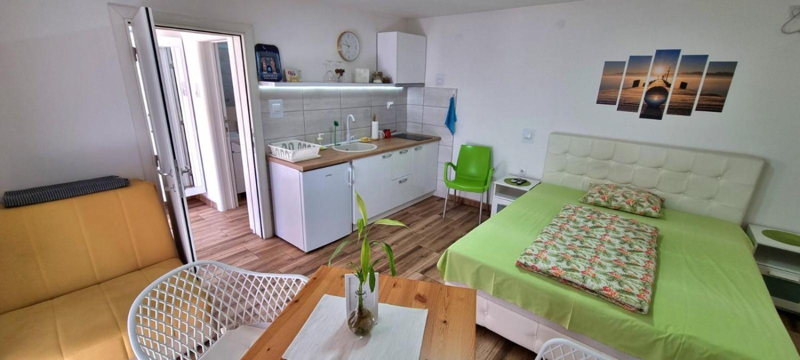 "My Life" Luxury River Apartments Nis Exterior photo